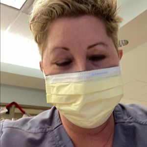 Meet your Posher, Kelli